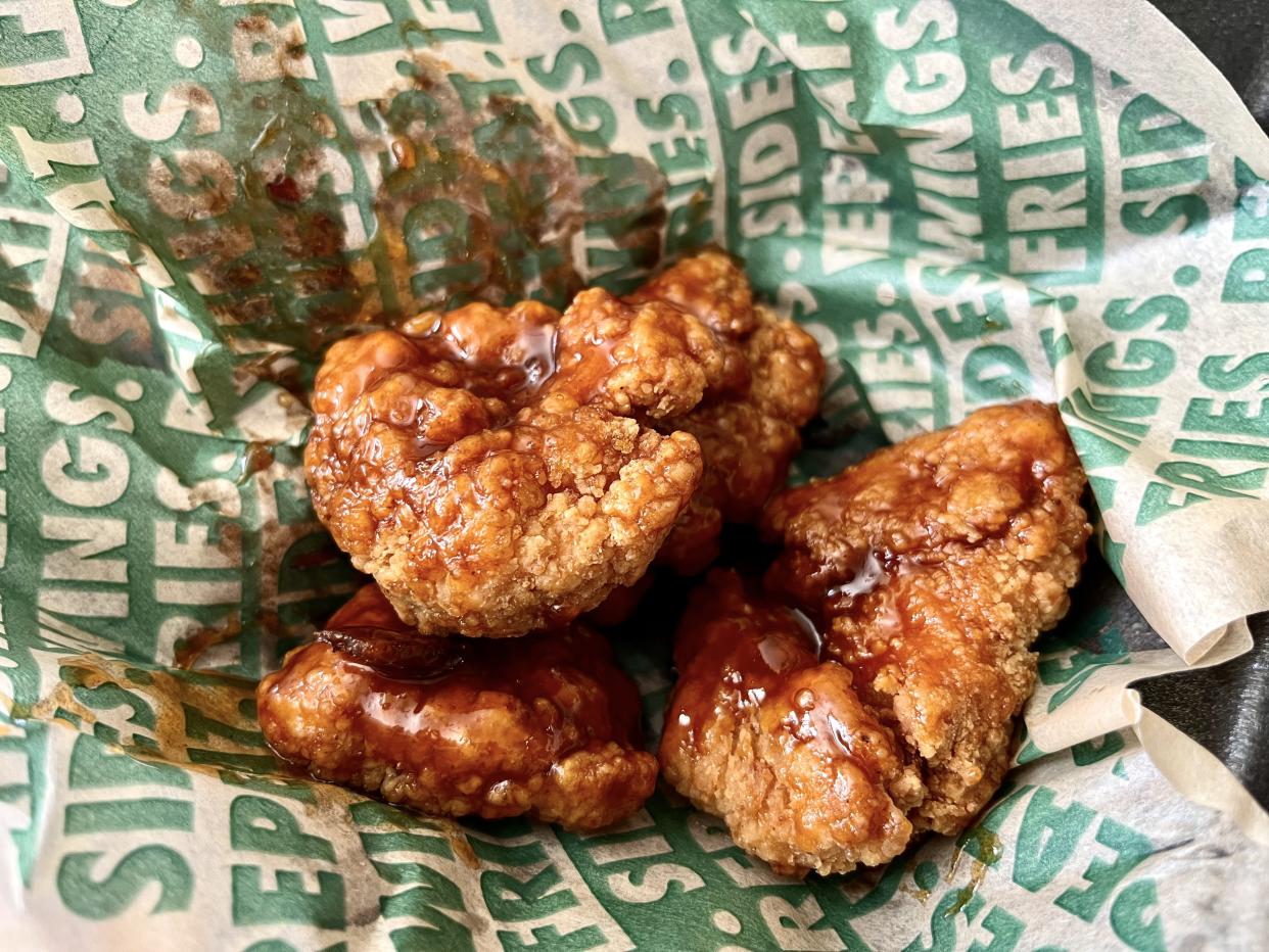 maple sriracha boneless wings from wingstop