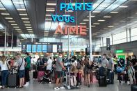 Ligeramente por debajo de Japón aparecen los franceses, ya que cuentan con 9,9 aeropuertos por cada 100.000 kilómetros cuadrados. (Photo by STEPHANE DE SAKUTIN/AFP via Getty Images)