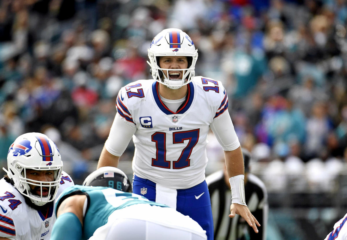 Bills' offense unstoppable in rout of Dolphins, Pro Sports