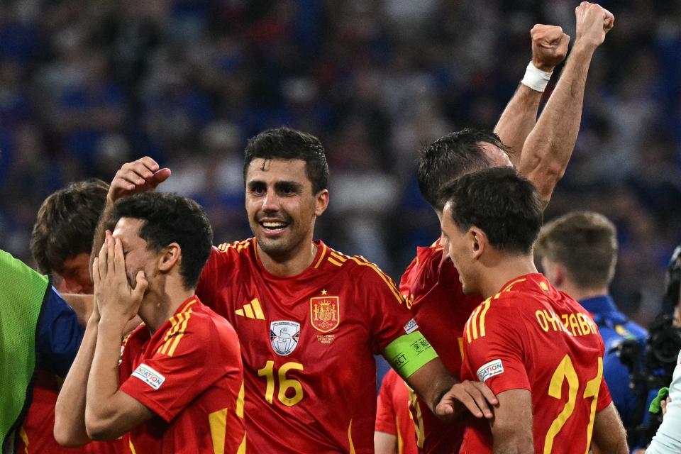 Spain's players celebrate their win over France in the UEFA Euro 2024 semifinals.