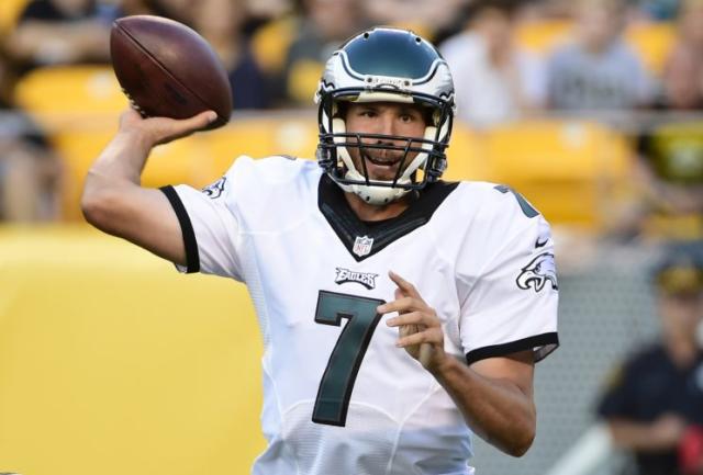 Desperate Vikings give up a lot to get Sam Bradford from Eagles