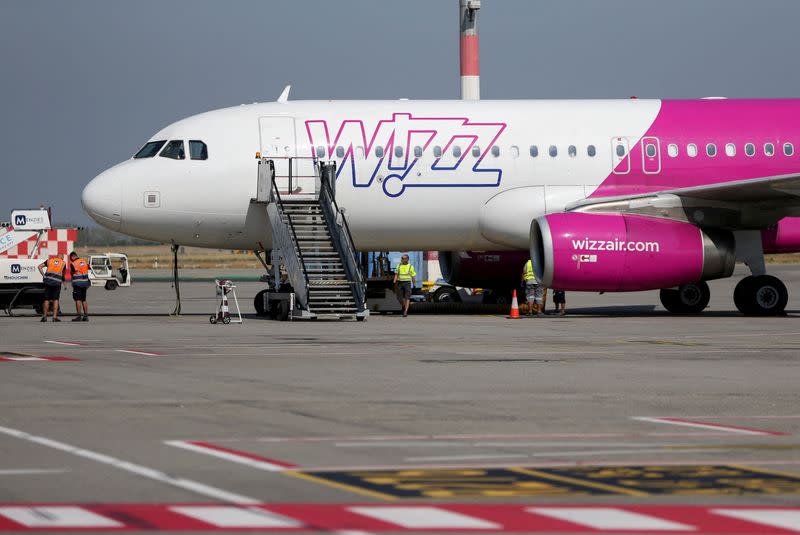 FILE PHOTO: Wizz Air sees return to profit on strong demand, summer preparations