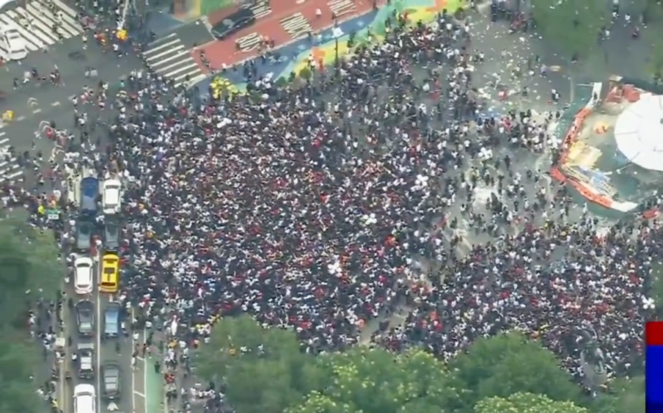 More than 1,000 people poured into Union Square for the Playstation 5 giveaway (ABC 7)