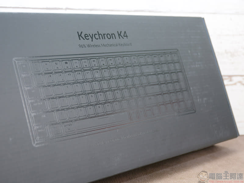 Keychron K4光軸100鍵雙模四系統機械式鍵盤實測動手玩