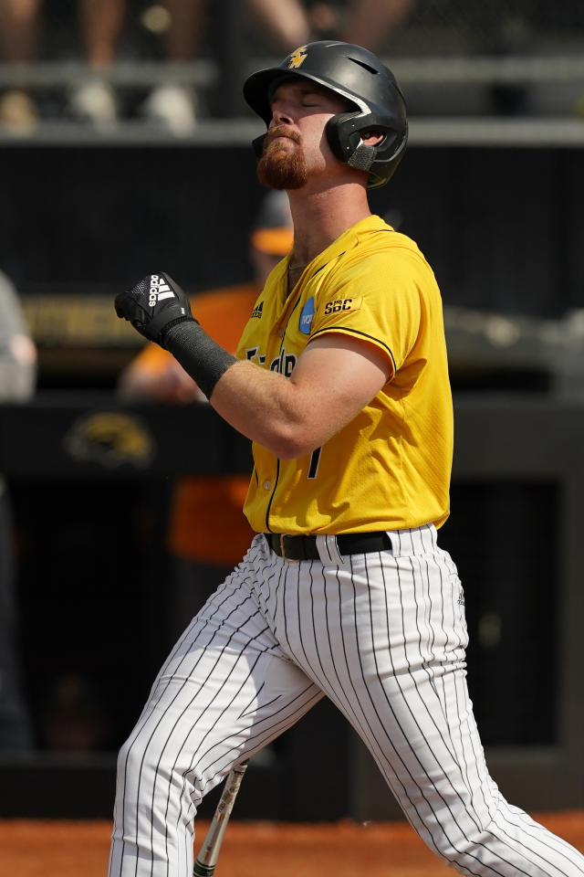 Southern Miss wins completion of suspended game, Tennessee wins Game 2 at  best-of-3 super regional - Newsday