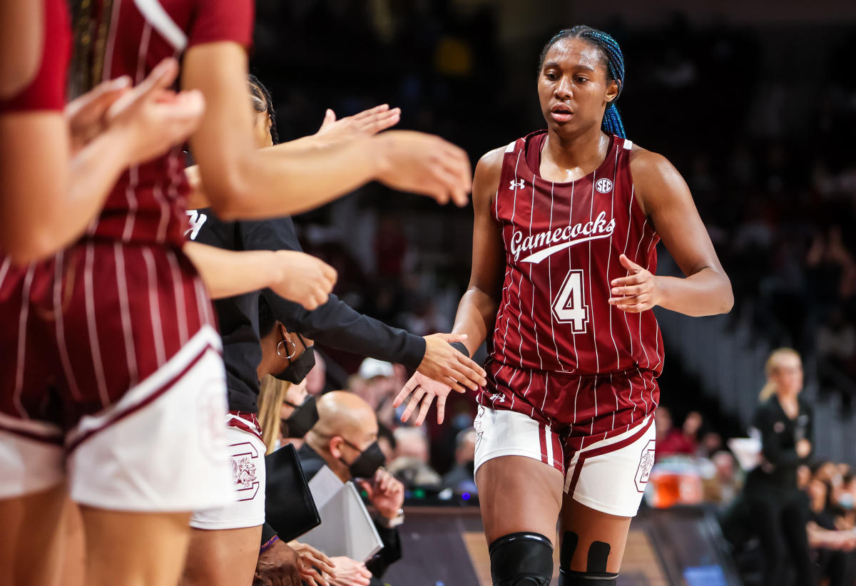 No. 1 SC women beat No. 2 UConn 73-57 to solidify top spot