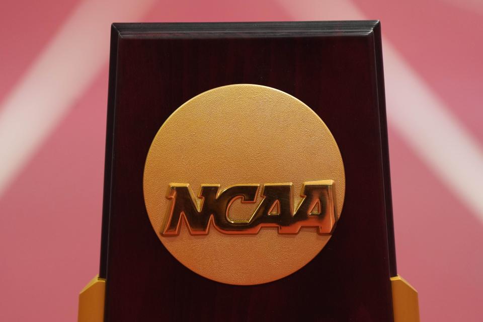 At the NCAA Division II Championships, an error occurred during the men's 5,000 meters.