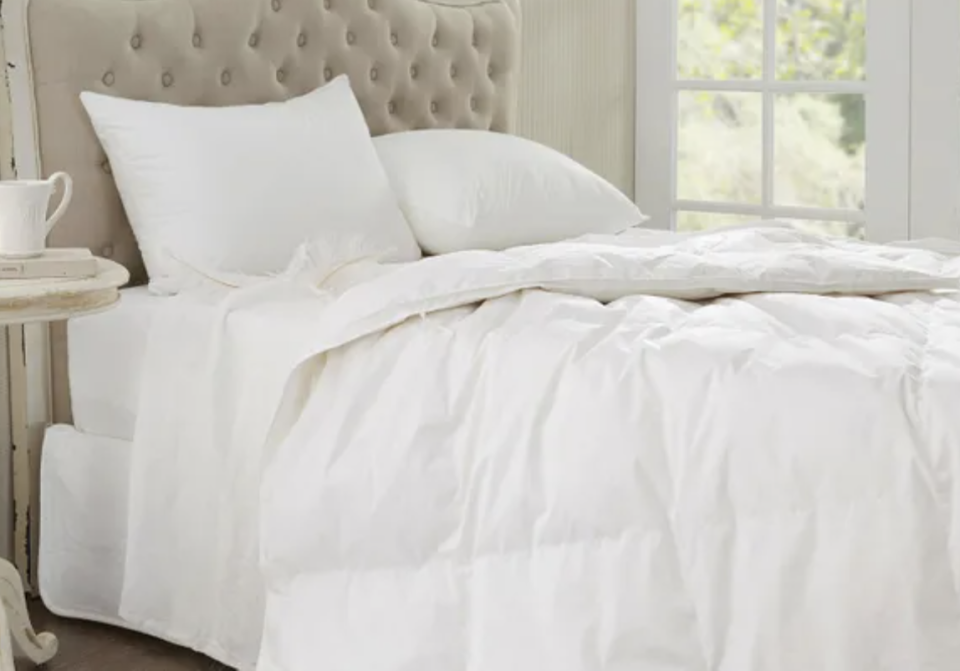 Morgan and Finch Classic Light 40% Goose Down Quilt in a modern bedroom