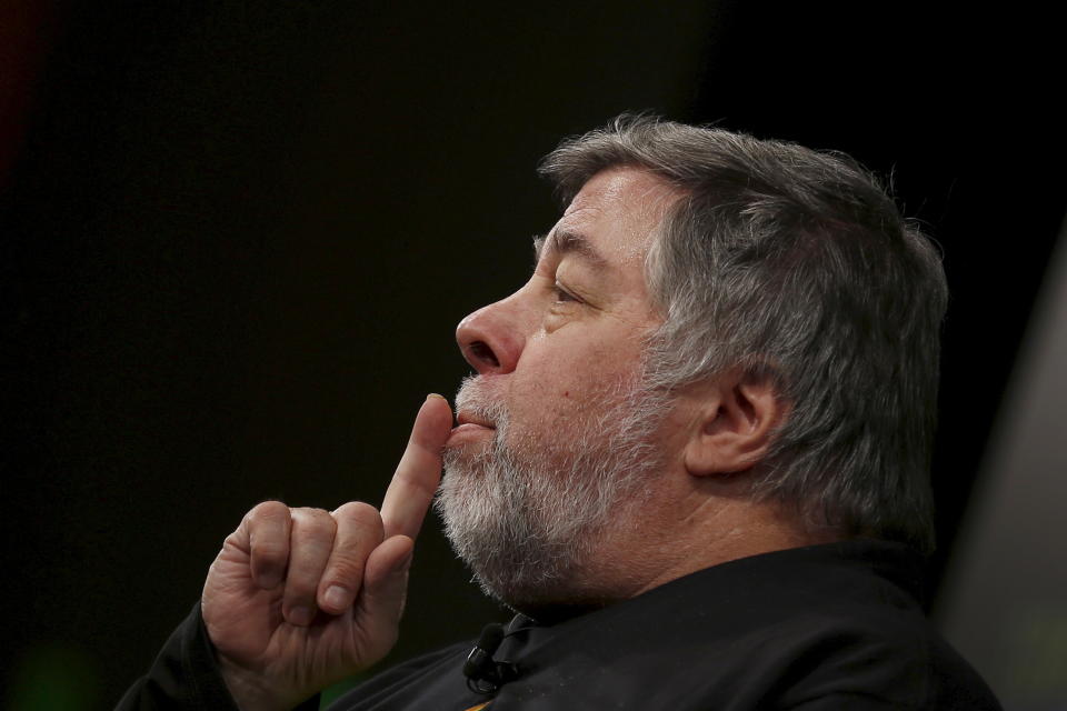 Apple co-founder Steve Wozniak gestures during an event promoting the Tokyo Comic Con 2016 pop culture fair in Tokyo December 4, 2015.   REUTERS/Thomas Peter