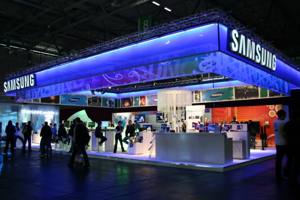 <b>9. Samsung // +40% // $32,893 $m</b> <br><br>Samsung is one of the biggest successes of 2012, marked by a meteoric 40% rise in brand value. In a market competing to create convergent ecosystems of internet-enabled household devices, its smartphone sales have led the way to a strong position over competitors. <br><br>With 19.1% market share, Samsung became the global leader for smartphone shipments in 2011 ahead of Apple and Nokia. From this bumper position, the next year holds promise of greater expansion. Samsung has announced plans to sell its own Microsoft Windows phone and a series of Windows 8 computers, to sit alongside the new Galaxy SIII and Note. This will help it further connect Samsung mobile devices with home devices, such as TVs and washing machines, to create a consistent user experience as the brand grows. <br><b><br> MORE RELATED TO THIS STORY </b><br> —<span><a href="http://ca.finance.yahoo.com/photos/top-10-countries-with-best-banking-experience-1348654846-slideshow/" data-ylk="slk:Which nation loves its banks more than any other?;elm:context_link;itc:0;sec:content-canvas;outcm:mb_qualified_link;_E:mb_qualified_link;ct:story;" class="link  yahoo-link">Which nation loves its banks more than any other?</a><br> —<a href="http://ca.finance.yahoo.com/photos/canada-tops-world-s-most-educated-countries-slideshow/" data-ylk="slk:Who are the most educated people in the world?;elm:context_link;itc:0;sec:content-canvas;outcm:mb_qualified_link;_E:mb_qualified_link;ct:story;" class="link  yahoo-link">Who are the most educated people in the world? </a><br> —<a href="http://www.interbrand.com/en/best-global-brands/2012/Best-Global-Brands-2012-Brand-View.aspx" rel="nofollow noopener" target="_blank" data-ylk="slk:Interbrand's Best Global Brands 2012;elm:context_link;itc:0;sec:content-canvas" class="link ">Interbrand's Best Global Brands 2012</a><br></span>