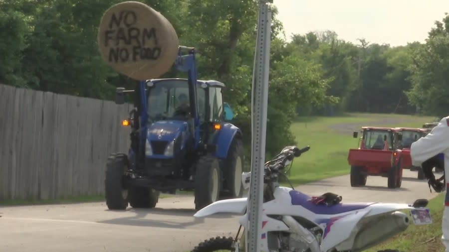 Wilson County tractor parade