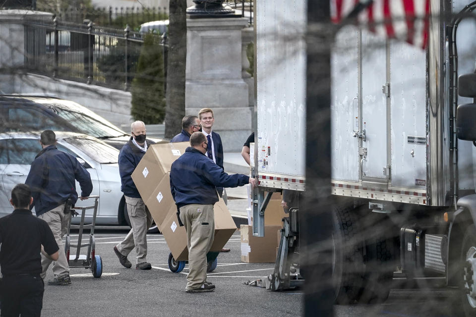 Image: Washington, DC Prepares For Potential Unrest Ahead Of Presidential Inauguration (Drew Angerer / Getty Images)