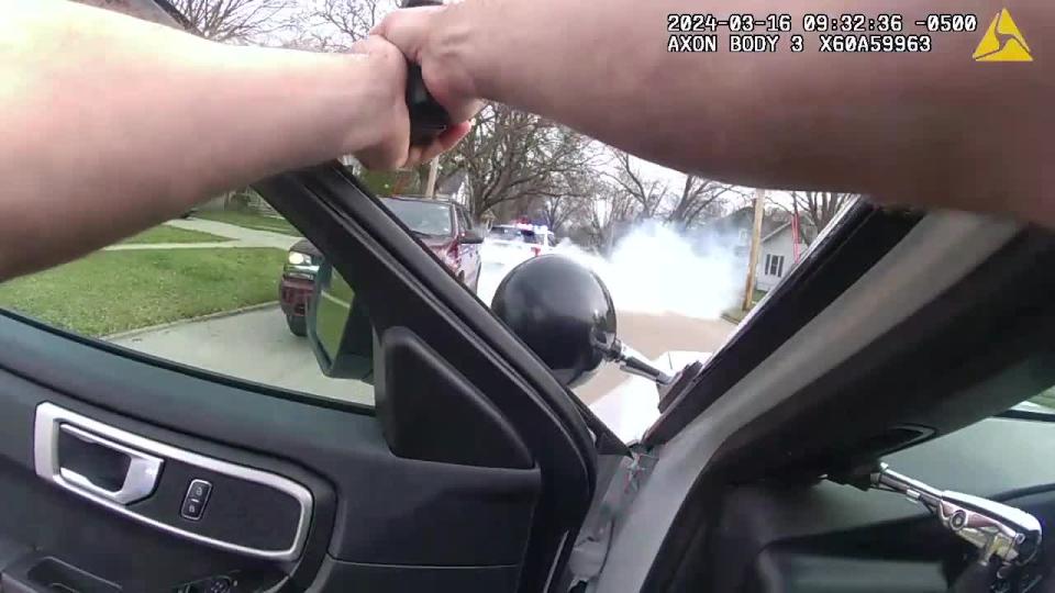 <div>Bodycam from Illinois police shooting in Beloit (March 16, 2024)</div>