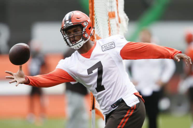 Browns rookie quarterback DeShone Kizer at a recent OTA practice. (AP)