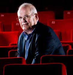Global Showbiz Briefs: Cineworld Founder And CEO Sets Retirement; ‘Gravity’ Launches With $9M In China; More