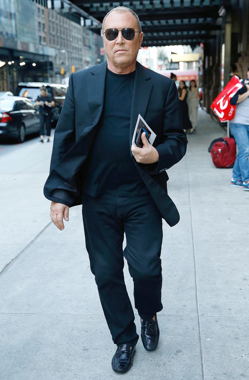 <p>Michael Kors in all-black. </p>