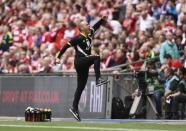 Football - Norwich City v Middlesbrough - Sky Bet Football League Championship Play-Off Final - Wembley Stadium - 25/5/15 Norwich City manager Alex Neil celebrates after their second goal Action Images via Reuters / Tony O'Brien Livepic