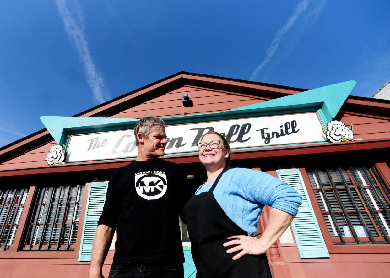 New Cotton Boll manager Jill Justus and Shaun James in front of the iconic building Tuesday afternoon, March 12, 2024.