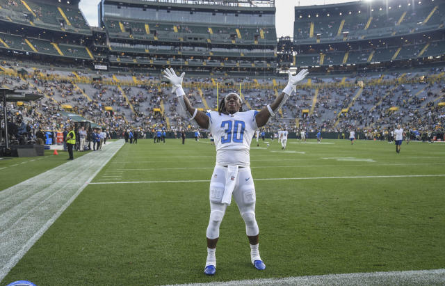 Packers-Lions provided opportunity for awesome jersey swaps