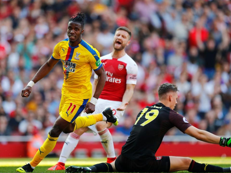 Crystal Palace transfer news: Roy Hodgson not keen on selling Wilfried Zaha despite Champions League interest