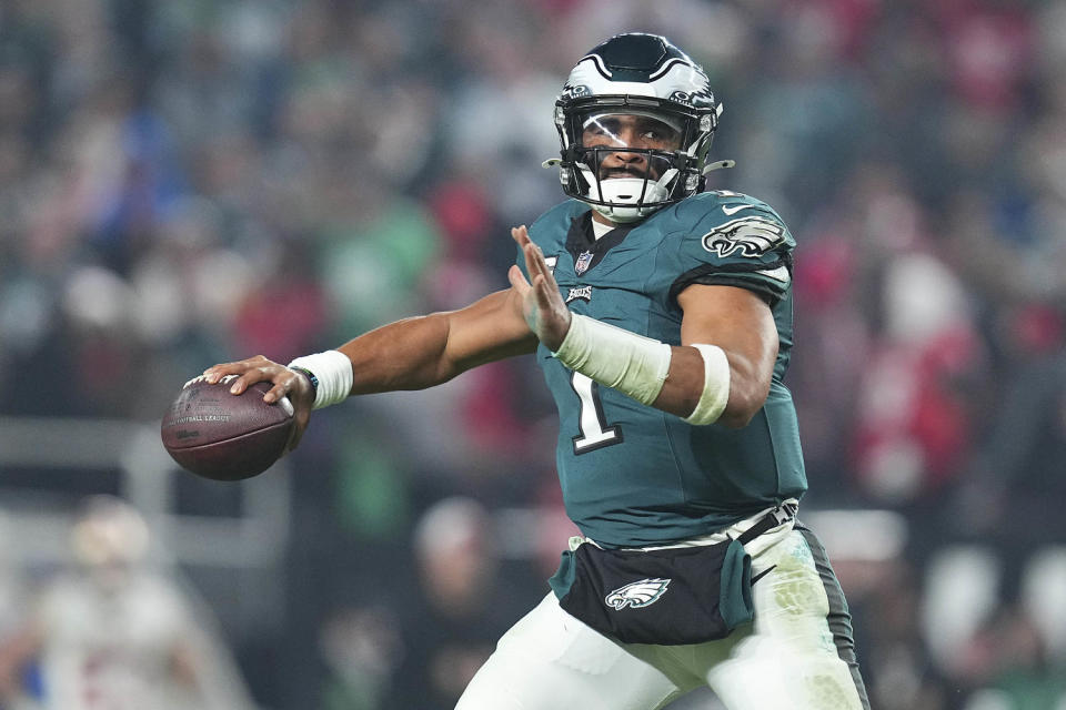 Eagles' Jalen Hurts against the 49ers on Dec. 3, 2023. (Mitchell Leff / Getty Images)