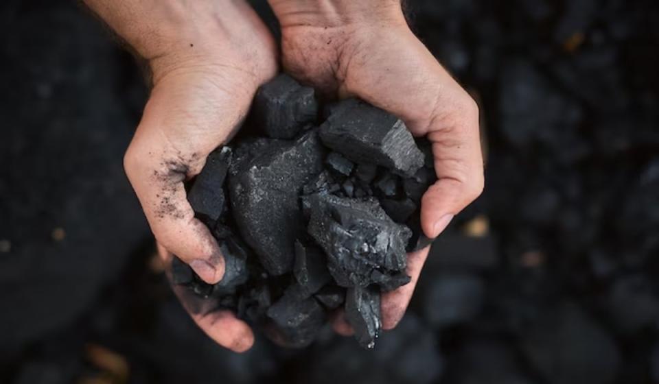 Especial: Minerales Estratégicos | Colombia es un productor de carbón apetecido en el mundo. Imagen: Freepik