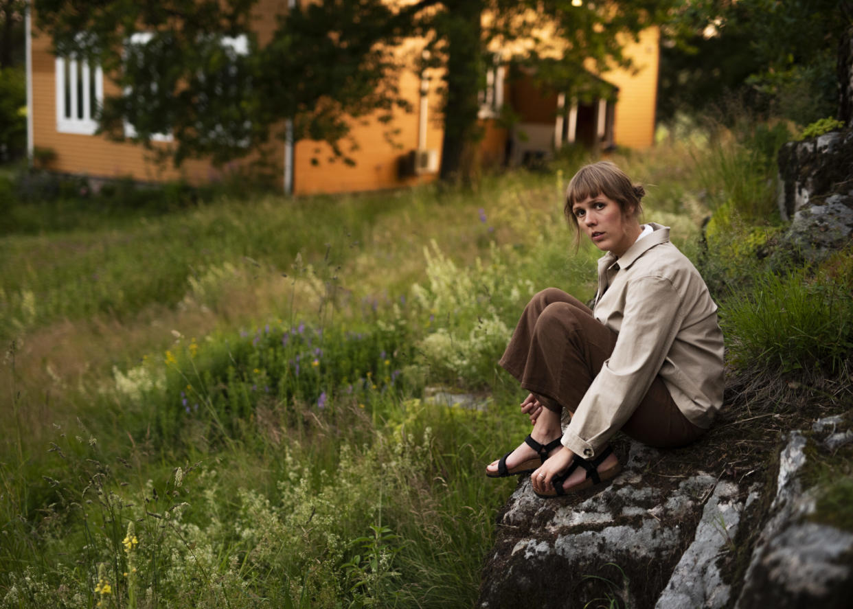 Norwegian Folk Singer Juni Habel Honors the Dead and Creates Magic With New Album