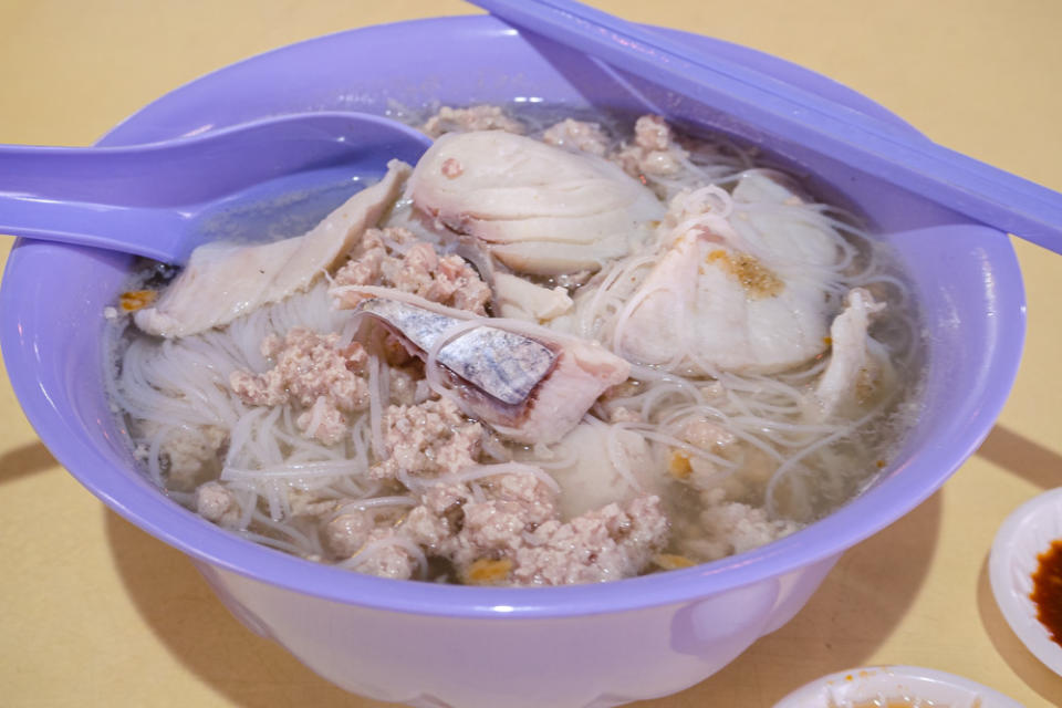 Lorong 5 Toa Payoh Food Centre Fish Soup - Fish Soup with Bee Hoon