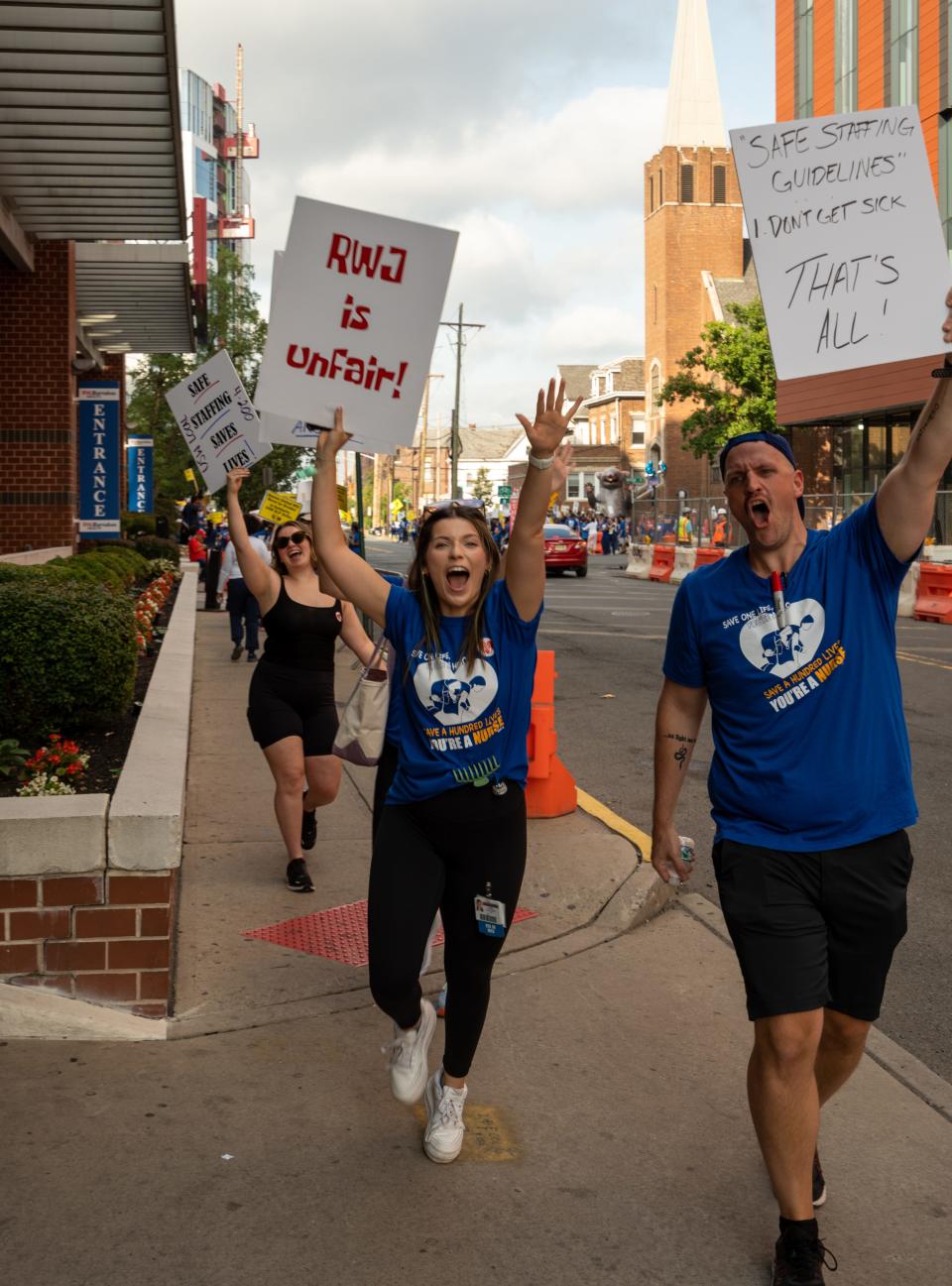 Hundreds of nurses lined up at the picket line at Robert Wood Johnson University Hospital in New Brunswick on Aug. 4, 2023.