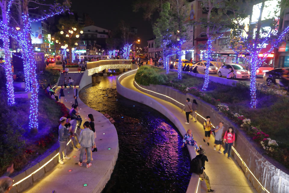 台中舊城區的柳川成功活化河道，變成了觀光景點。（Getty Images）