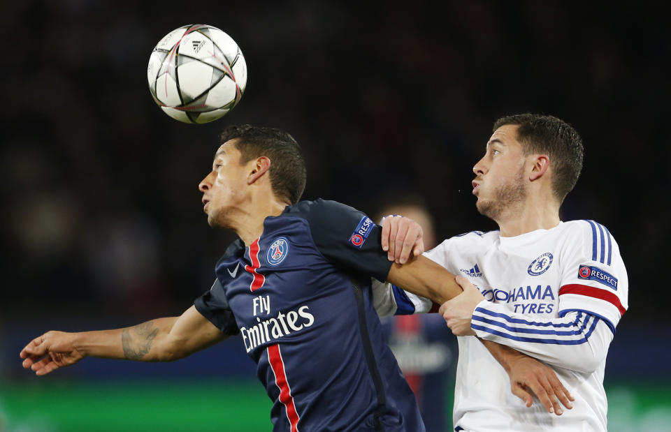 Football Soccer - Paris St Germain v Chelsea - UEFA Champions League Round of 16 First Leg - Parc des Princes, Paris, France - 16/2/16 Paris St Germain's Marquinhos in action with Chelsea's Eden Hazard Action Images via Reuters / Lee Smith Livepic EDITORIAL USE ONLY.