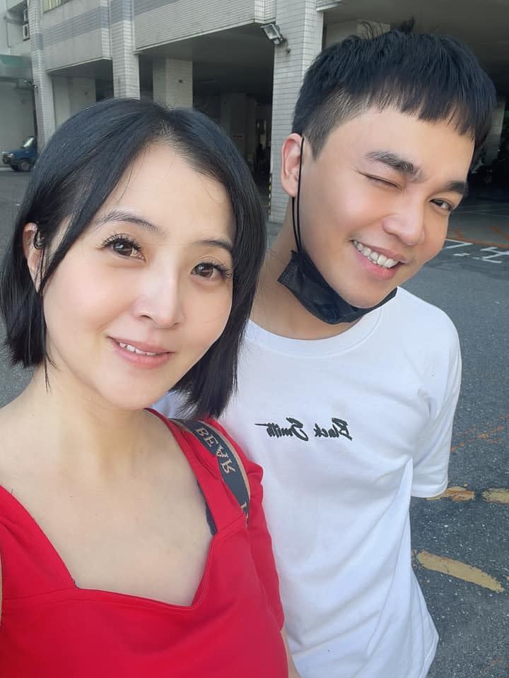 李亮瑾回憶跟老公結婚過程。（圖／翻攝自臉書）