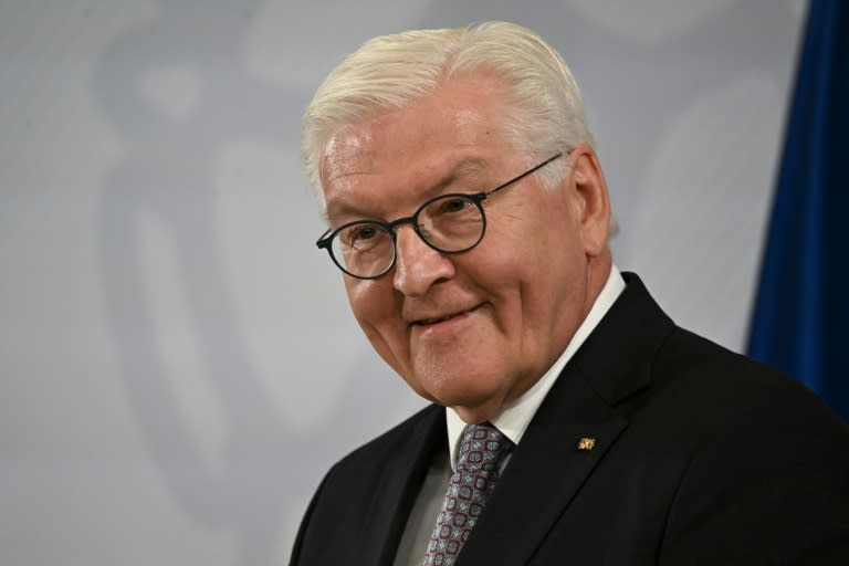 Vor dem Hintergrund fortschreitender Entwicklungen in der Künstlichen Intelligenz (KI) hat Bundespräsident Frank-Walter Steinmeier für höhere Medienkompetenz in Deutschland geworben. "Medienbildung ist auch Demokratiebildung", sagte Steinmeier. (JANA RODENBUSCH)