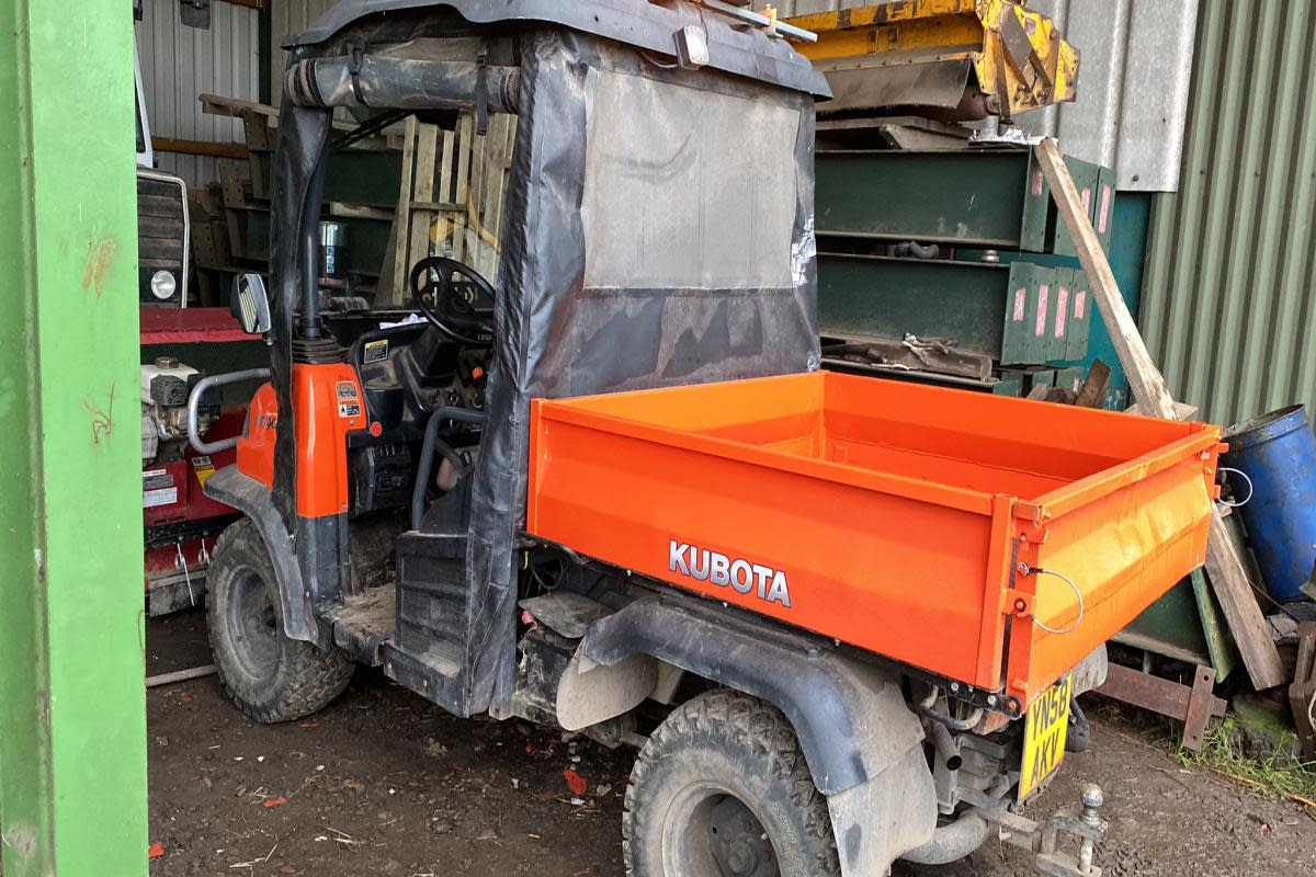 The orange off-road buggy stolen from the farm in Gateforth, near Selby <i>(Image: North Yorkshire Police)</i>