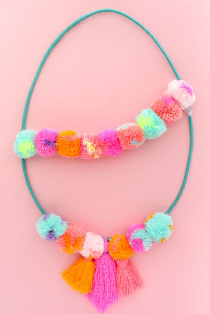 Tassel Egg Wreath