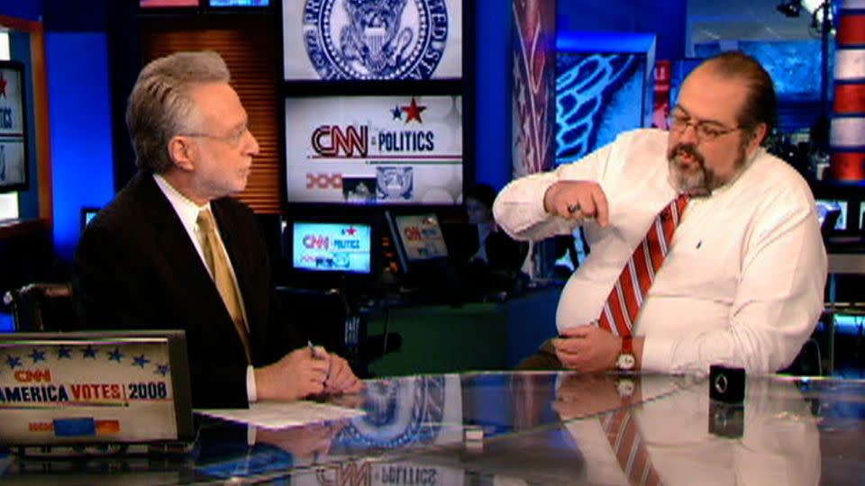 Bohrman, right, talks about the use of hologram cameras in the studio with CNN's Wolf Blitzer on November 5, 2008. - CNN