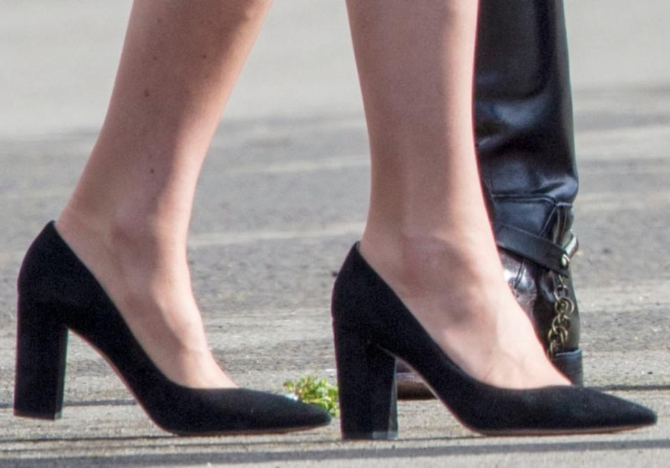 kate middleton, st. patrick's day parade, black Piper suede pumps