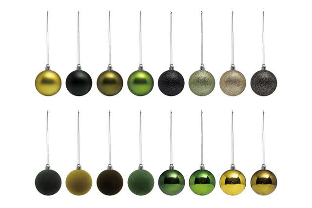 These Velvet Ornaments May Be *The* Christmas Decoration This Year –  SheKnows