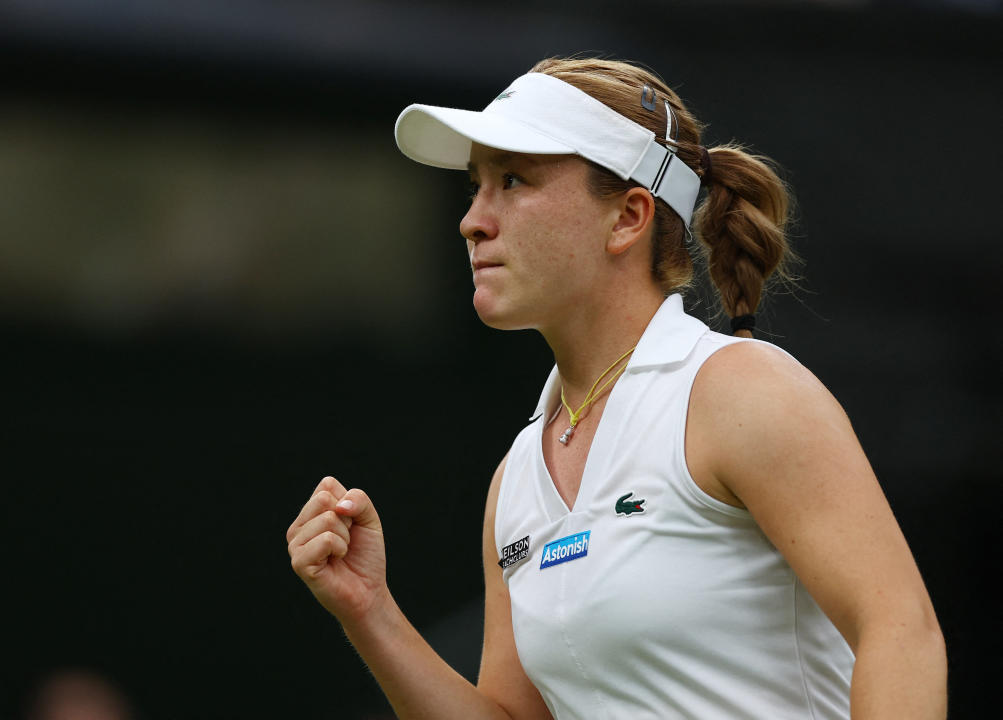 Tennis - Wimbledon - All England Lawn Tennis and Croquet Club, London, Britain - July 7, 2024 New Zealand's Lulu Sun reacts during her fourth round match against Britain's Emma Raducanu REUTERS/Matthew Childs