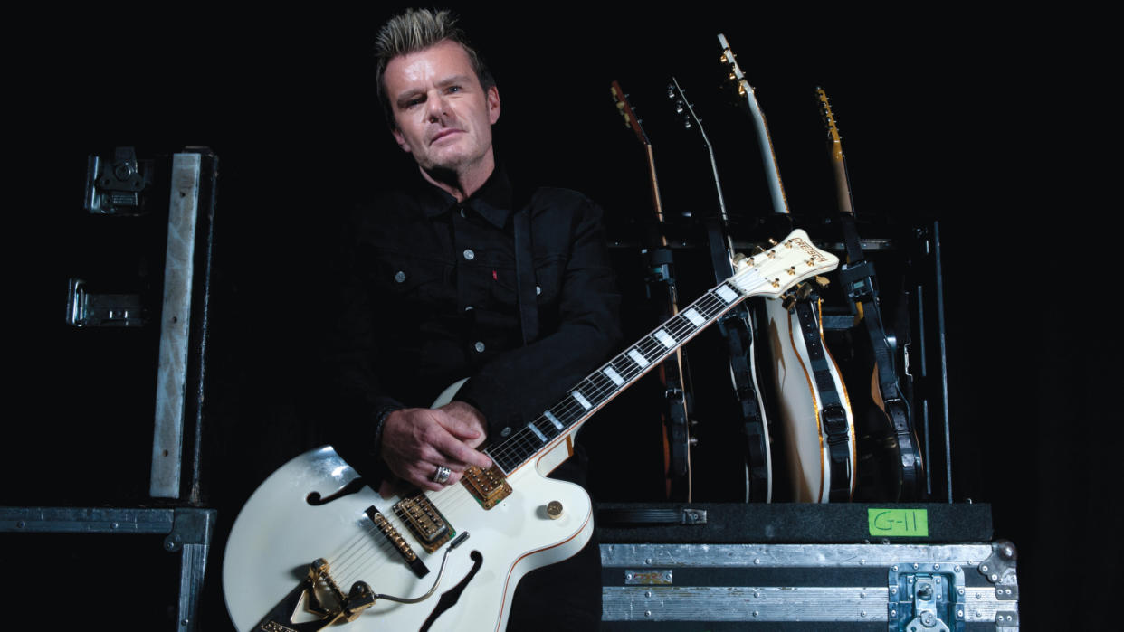  Billy Duffy 