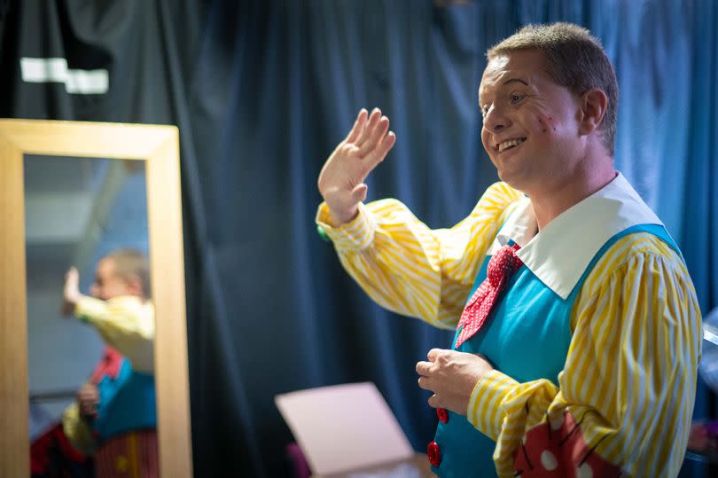 Panto favourite Gary Morrison will play Donald Dundonald