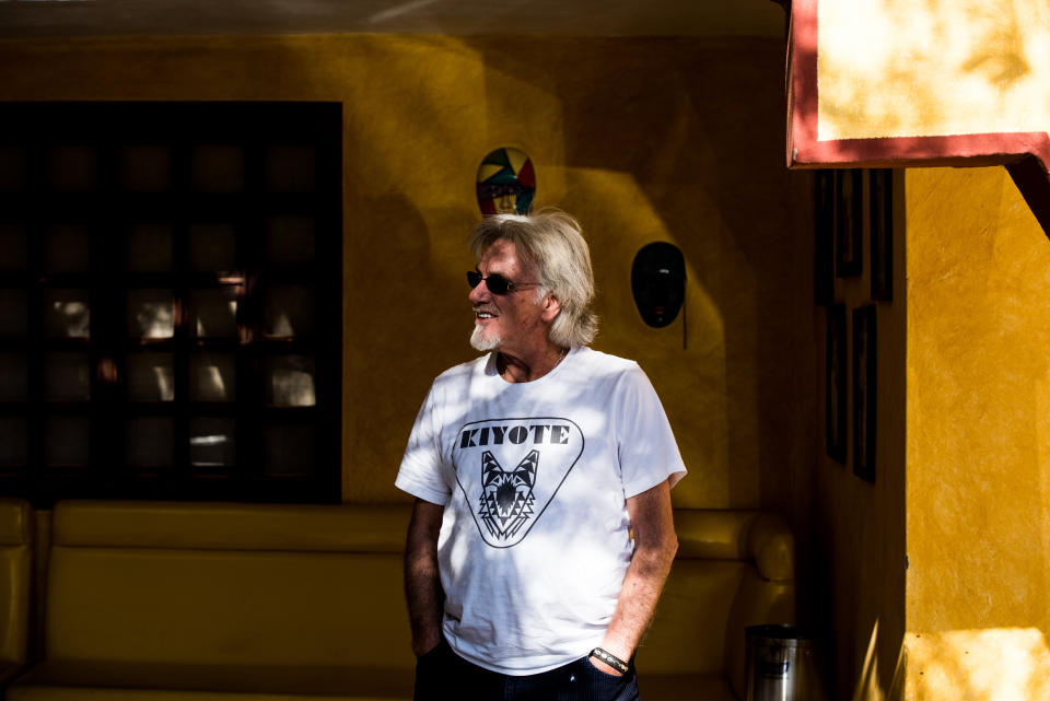 Stefan Rodman, 68, a musician from Morro Bay, California, waits for his Sani Dental Group appointment at the Hacienda Los Algodones in Los Algodones, Baja California, Mexico, on Oct. 24, 2019. (Photo: Ash Ponders for HuffPost)