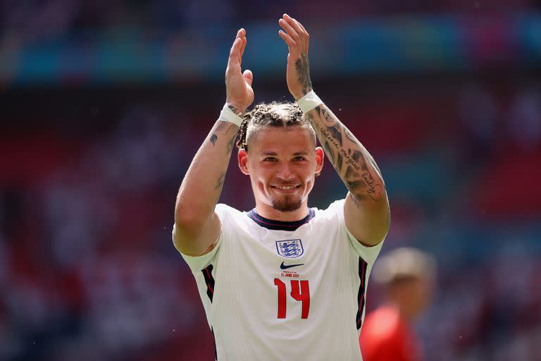 Kalvin Phillips vistiendo la camiseta del seleccionado de Inlgaterra