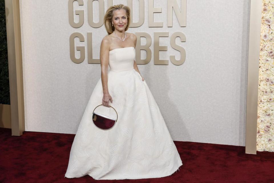 Gillian Anderson attends the 81st Golden Globe Awards held at the Beverly Hilton