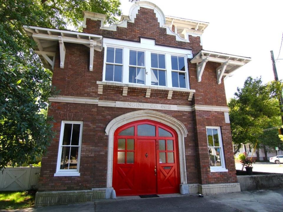 The Historic Firehouse At 5th Ave. & Castle St. (Wilmington, North Carolina)