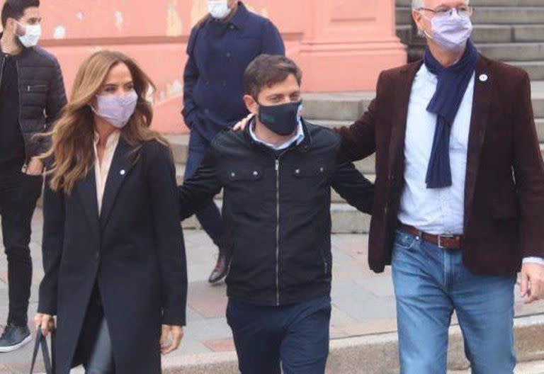 Victoria Tolosa Paz junto a Axel Kicillof y Daniel Gollán