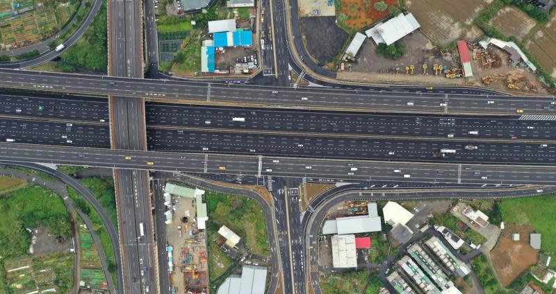 國1桃園交流道動線改善工程通車　紓解南崁交通