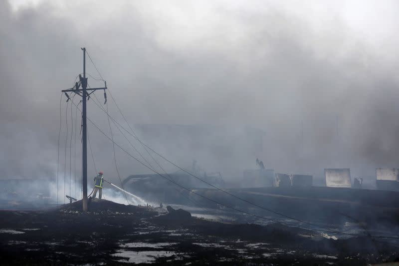 Major fire spreads at Cuban fuel storage facility hit by lightning