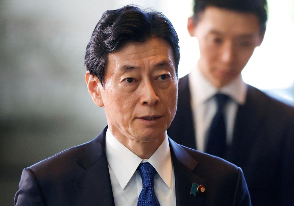 2023年9月13日，時任日本經濟產業大臣西村康稔在首相府。西村是這次收回扣醜聞而下台的安倍派「 5人眾」之一。路透社