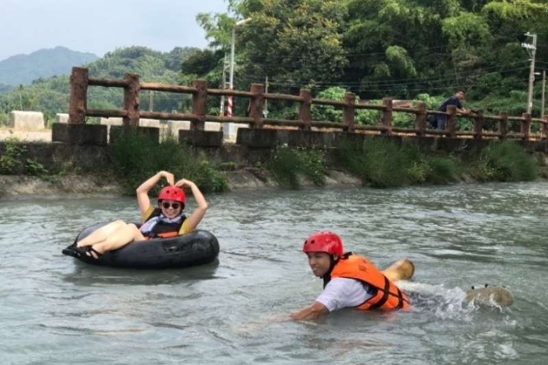 乘風而騎加入漂漂河的活動，讓單車遊程更增添豐富色彩。(圖/高雄旅遊網提供)